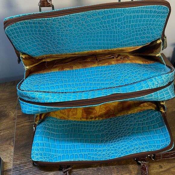 Samantha Brown Blue Croc Embossed Accents Tote Travel Bag Carry On Purse Handbag - Picture 11 of 16